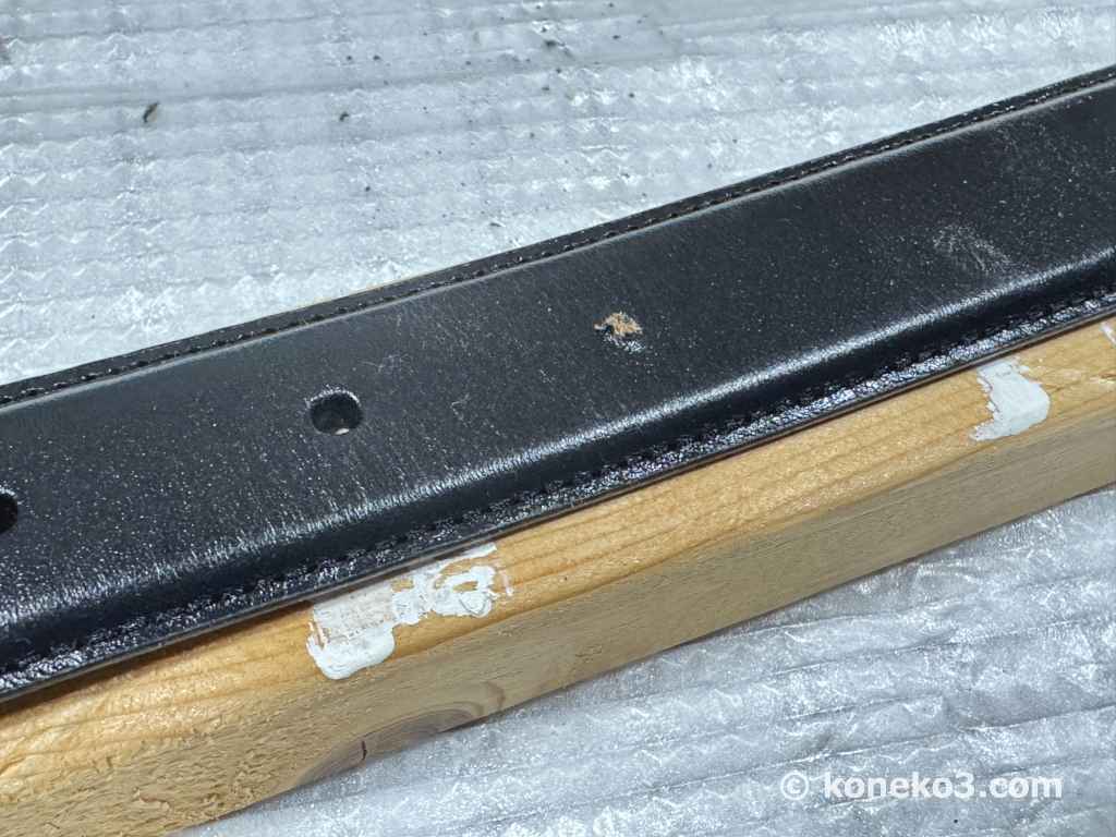 ドリルによる穴