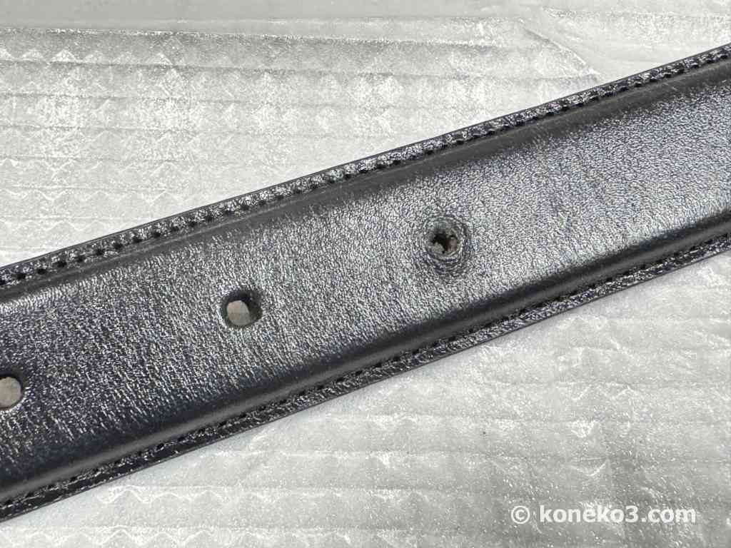 ベルト穴(拡大)