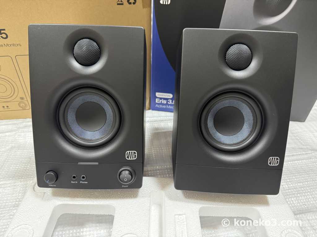 スピーカー本体（正面）