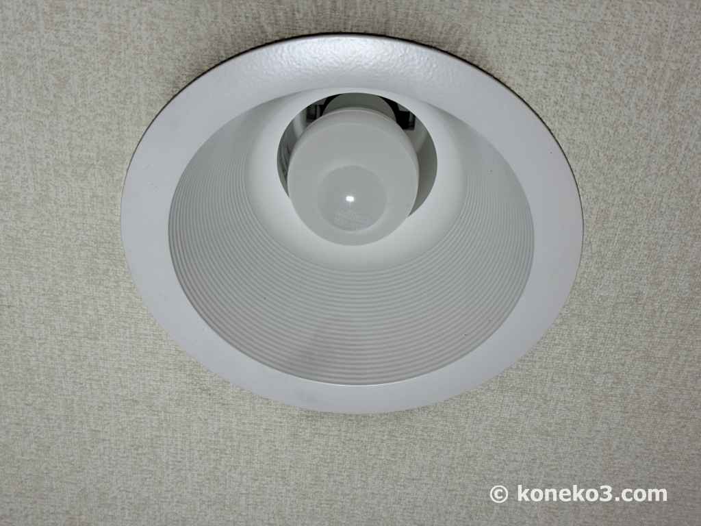 電球の取り付け