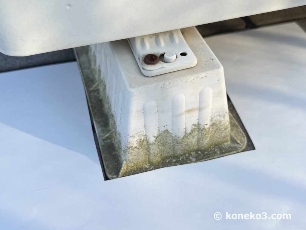 エアコン室外機